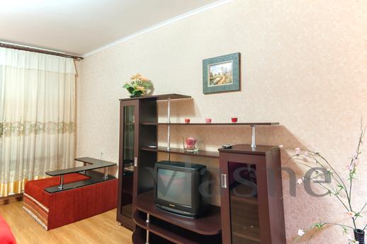 Luxury 1 bedroom apartment., Novosibirsk - apartment by the day
