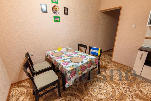 Luxury 1 bedroom apartment., Novosibirsk - apartment by the day
