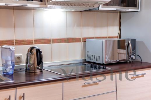 Luxury 1 bedroom apartment., Novosibirsk - apartment by the day