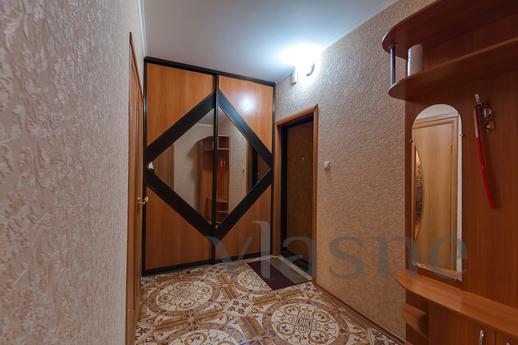 Luxury 1 bedroom apartment., Novosibirsk - apartment by the day