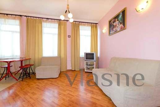 One-bedroom studio apartment for rent, located in a 7-minute
