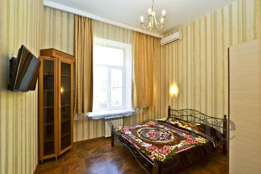 Apartment for rent near Nevsky Prospect, Saint Petersburg - apartment by the day