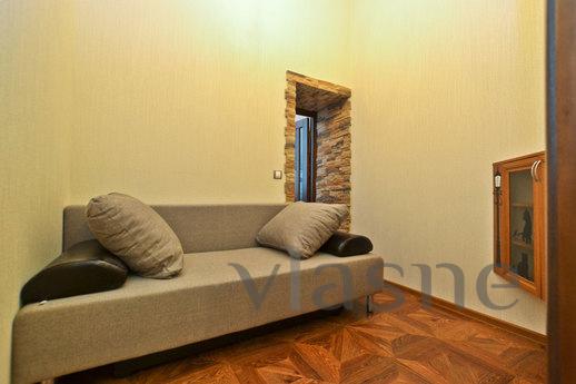Apartment for rent near Nevsky Prospect, Saint Petersburg - apartment by the day