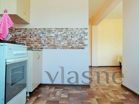 Spacious 1 kom. Studio in the Center, Angarsk - apartment by the day