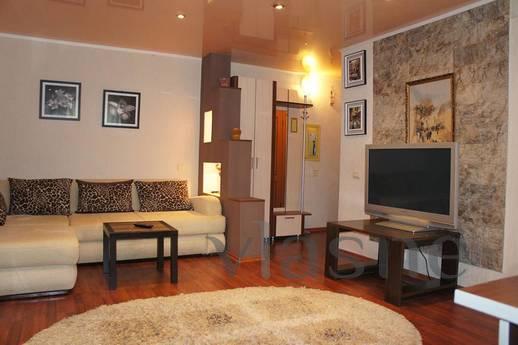 1 BR apartment in the center, Perm - apartment by the day