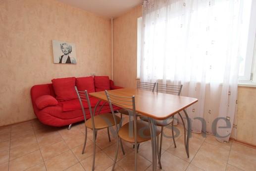 2 BR apartment in the center, Perm - apartment by the day