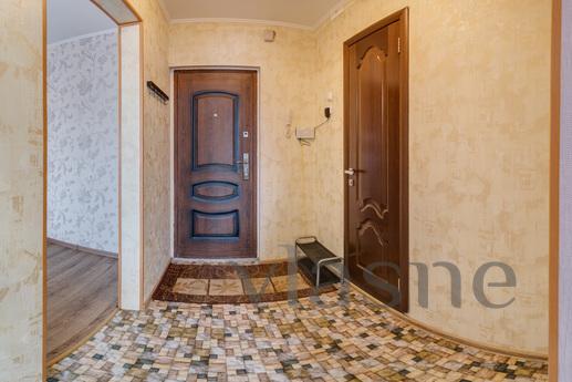 New house, all the furniture, Novosibirsk - apartment by the day