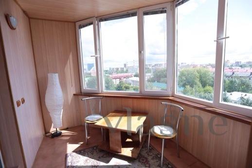 Spacious 1 bedroom apartment, Tyumen - apartment by the day