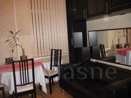 2 bedroom apartment near the metro, Saint Petersburg - apartment by the day