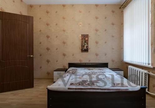 2 bedroom apartment near the metro, Saint Petersburg - apartment by the day