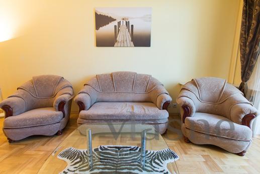 Excellent apartment in the heart, Moscow - apartment by the day