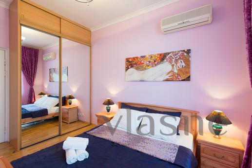 Excellent apartment in the heart, Moscow - apartment by the day
