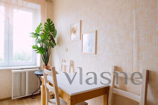 Apartment on Old Arbat Street 8th floor, Moscow - apartment by the day