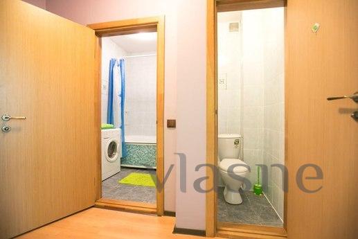1 Single close to the metro. Free Wi-Fi, Novosibirsk - apartment by the day