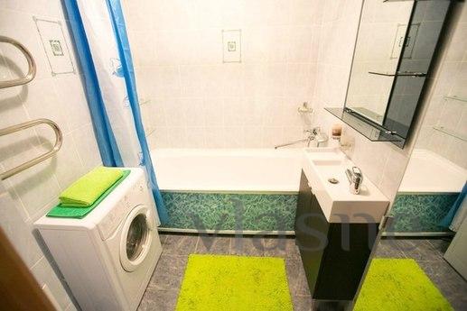 1 Single close to the metro. Free Wi-Fi, Novosibirsk - apartment by the day