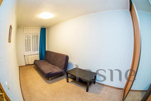 Cozy close to the metro. Free Wi-Fi, Novosibirsk - apartment by the day