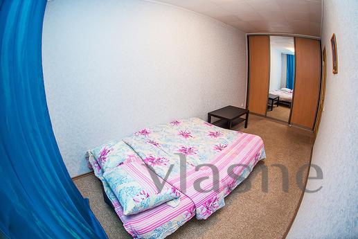 Cozy close to the metro. Free Wi-Fi, Novosibirsk - apartment by the day