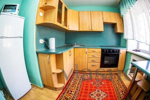 Cozy close to the metro. Free Wi-Fi, Novosibirsk - apartment by the day