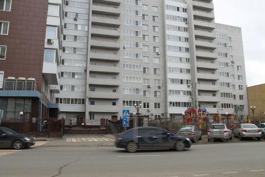 One bedroom apartment in the center, Tyumen - apartment by the day