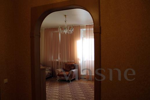 One bedroom apartment in the center, Tyumen - apartment by the day