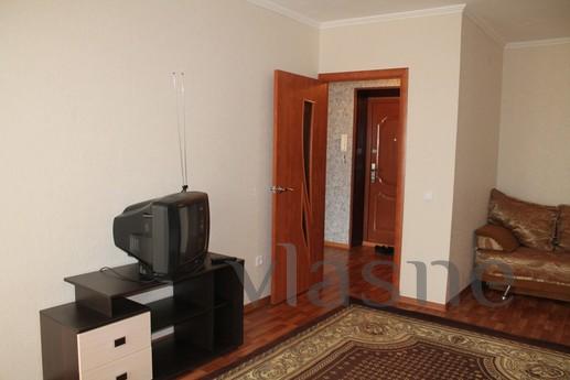 One bedroom apartment in the center, Tyumen - apartment by the day
