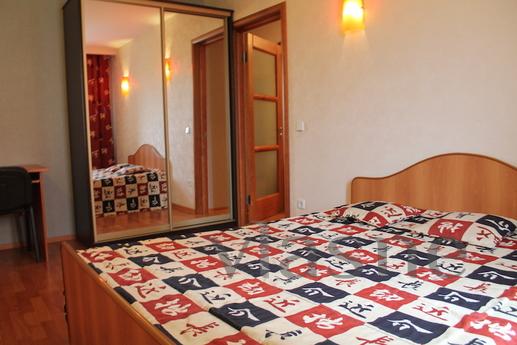 One-bedroom apartment in the center, Tyumen - apartment by the day