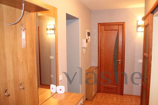 One-bedroom apartment in the center, Tyumen - apartment by the day