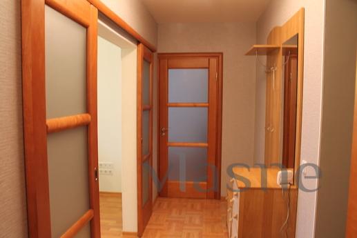 One-bedroom apartment in the center, Tyumen - apartment by the day