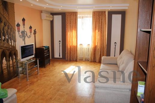 Two-bedroom apartments in the center, Tyumen - apartment by the day