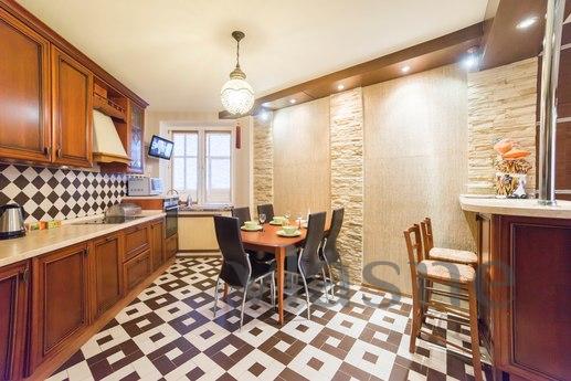 The apartment euro renovation (Jacuzzi), Kazan - apartment by the day