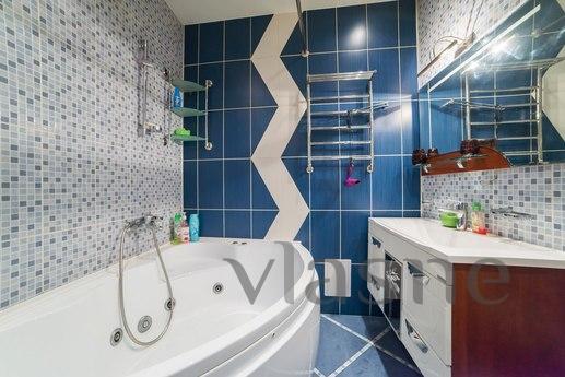 The apartment euro renovation (Jacuzzi), Kazan - apartment by the day