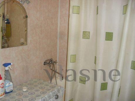 5-minutes walk from the metro Tsaritsyno !!! For decent peop