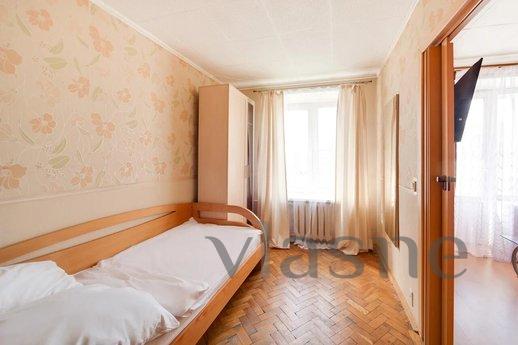 One-bedroom apartment on Sokol, Moscow - apartment by the day