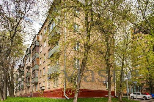 One-bedroom apartment on Sokol, Moscow - apartment by the day