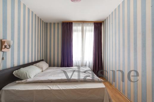 2 bedroom apartment for rent, Moscow - apartment by the day