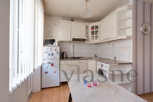 2 bedroom apartment for rent, Moscow - apartment by the day