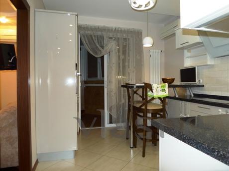 cozy apartment for rent, Moscow - apartment by the day