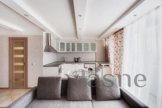 Luxury apartment near the metro, Moscow - apartment by the day