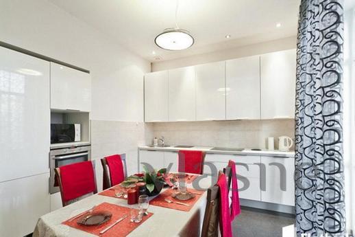 Cozy 3 bedroom apartment for rent, Moscow - apartment by the day