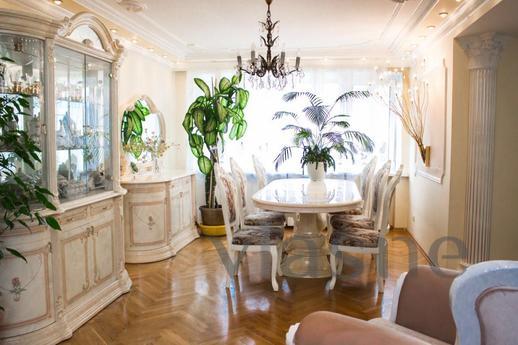 Luxury 3 bedroom apartment, Moscow - apartment by the day