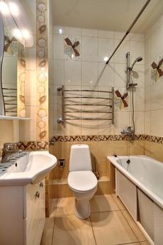 Most two-bedroom apartment in the center, Krasnodar - apartment by the day