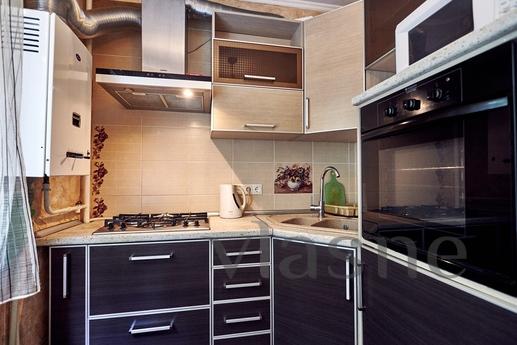 The apartment is for a large company, Krasnodar - apartment by the day