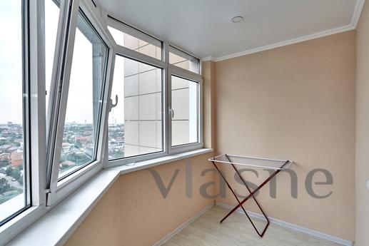 Spacious one bedroom apartment, Krasnodar - apartment by the day