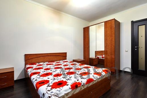 Comfortable 3-bedroom apartment, Krasnodar - apartment by the day