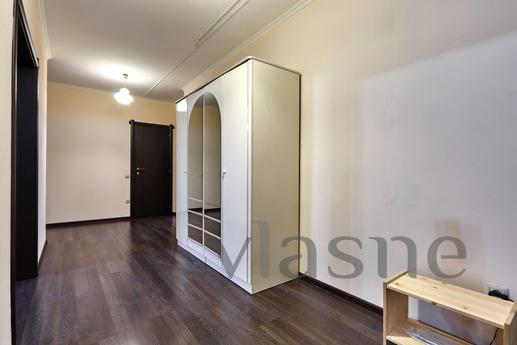 Comfortable 3-bedroom apartment, Krasnodar - apartment by the day