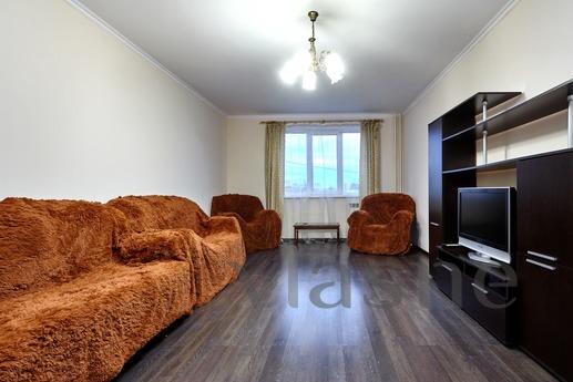 Comfortable 3-bedroom apartment, Krasnodar - apartment by the day