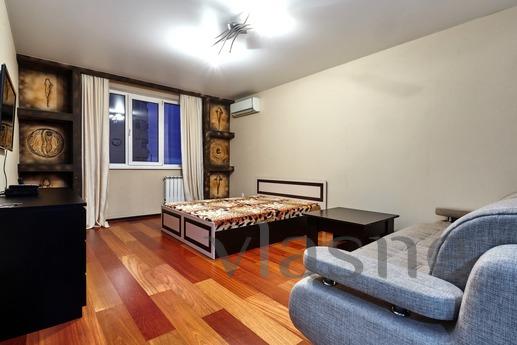 Cozy 1-bedroom apartment, Krasnodar - apartment by the day