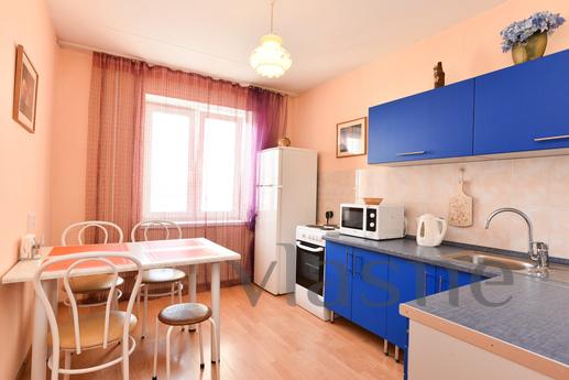 2 bedroom apartment for rent, Yekaterinburg - apartment by the day