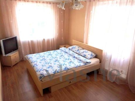 2 bedroom apartment (pr-t Lenina 126) in excellent condition