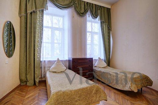 Apartment with Canal View, Saint Petersburg - apartment by the day